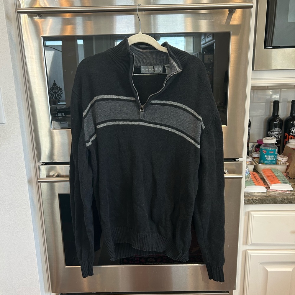 Oscar de la Renta 3/4 Zip-Up Sweater size L has slight wear overall GUC